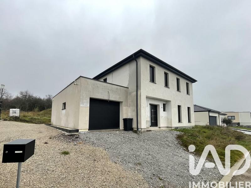 Maison - 145 m² - 6 pièces