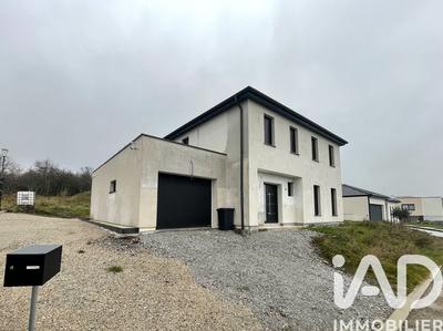 Maison - 145 m² - 6 pièces