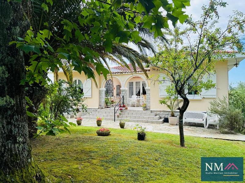 Maison - 154 m² - 7 pièces