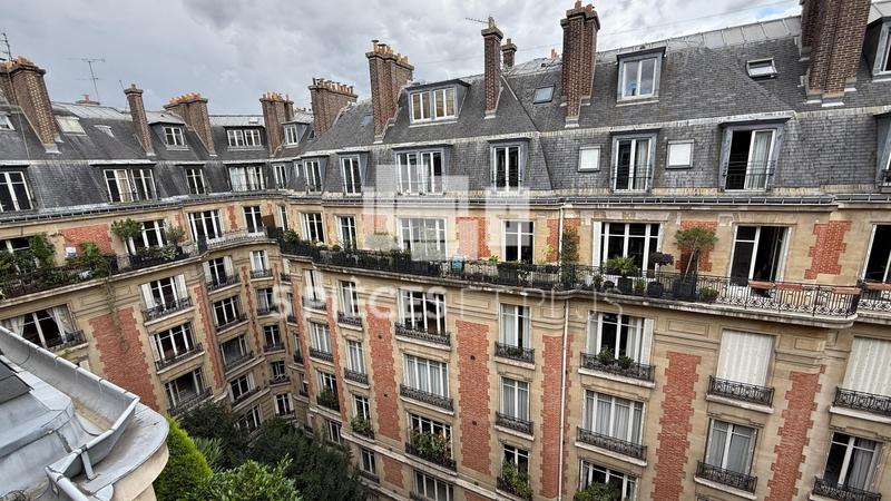 Duplex - 95 m² - 4 pièces