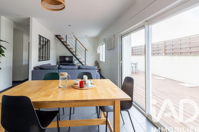 Maison - 104 m² - 5 pièces