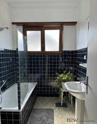 Appartement - 95 m² - 4 pièces