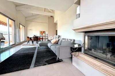 Appartement - 166 m² - 5 pièces