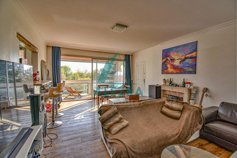 Appartement - 130 m² - 5 pièces