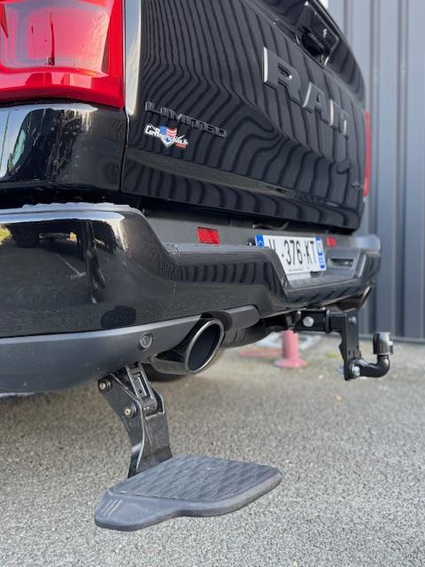 Dodge Ram 1500 Crew Limited Night Edition Rambox 2025