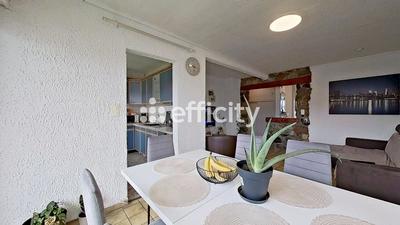 Appartement - 76 m² - 4 pièces