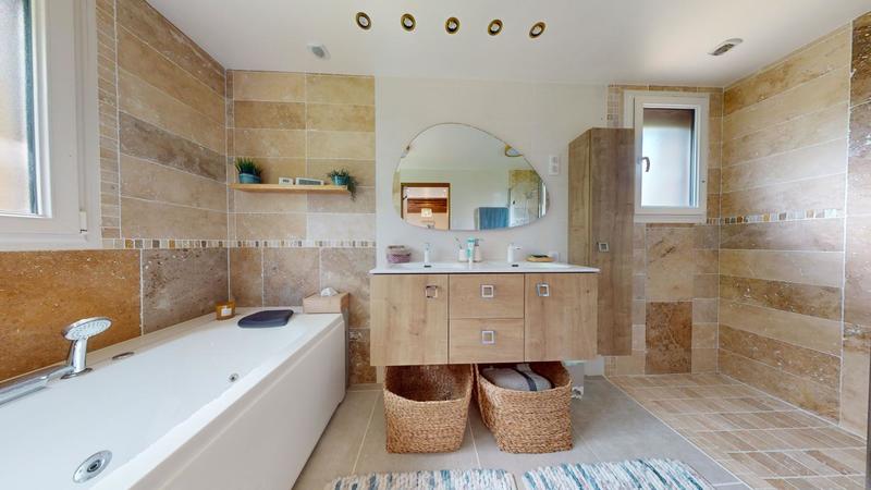 Maison - 158 m² - 5 pièces