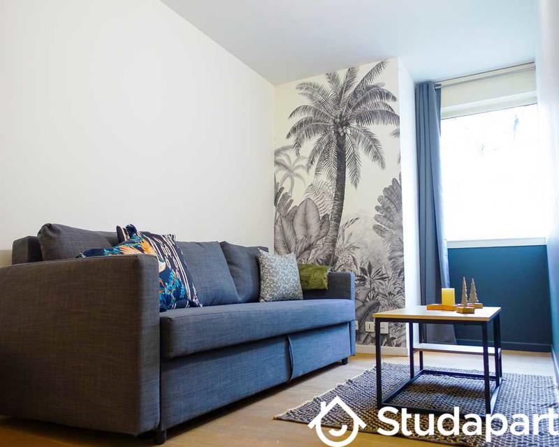 Chambre - 90 m² - 1 pièce