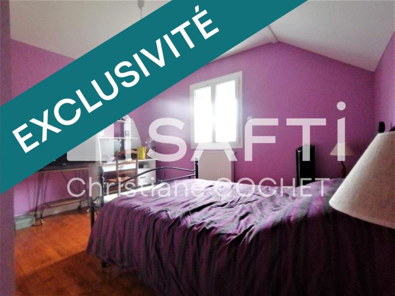 Maison - 215 m² - 6 pièces