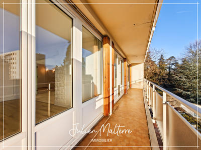 Appartement - 86 m² - 4 pièces