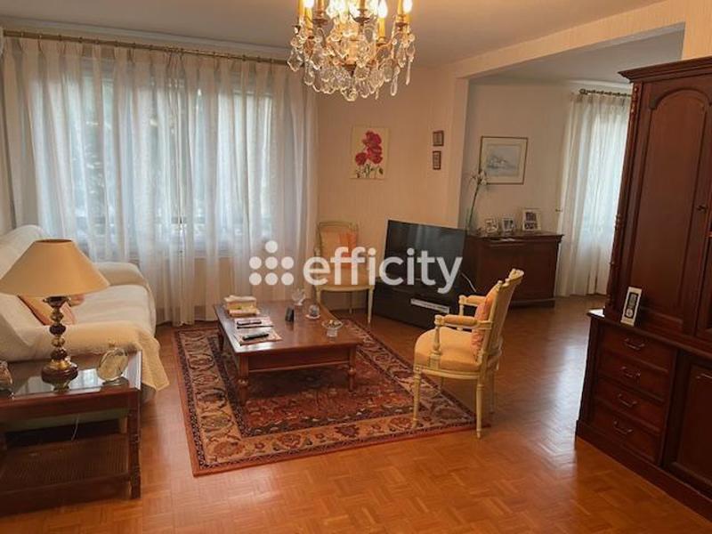 Appartement - 85 m² - 3 pièces