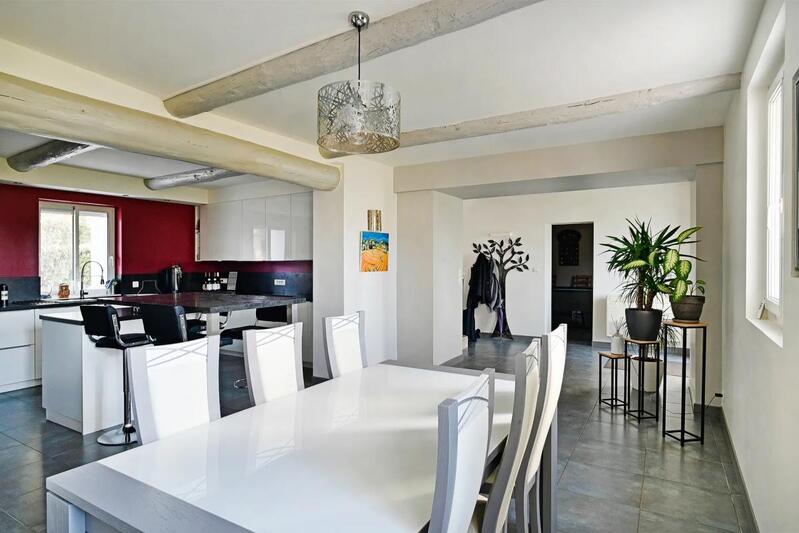 Mas - 312 m² - 11 pièces