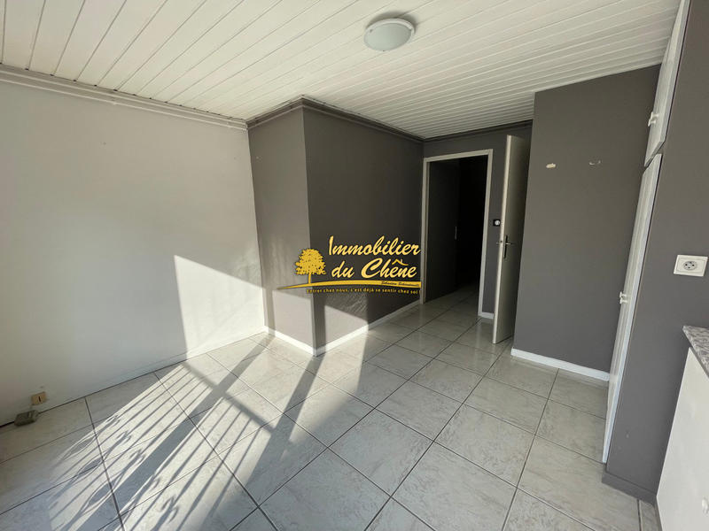 Appartement - 169 m² - 6 pièces