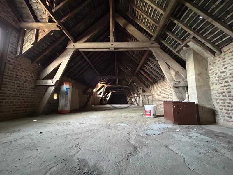 Maison - 202 m² - 8 pièces