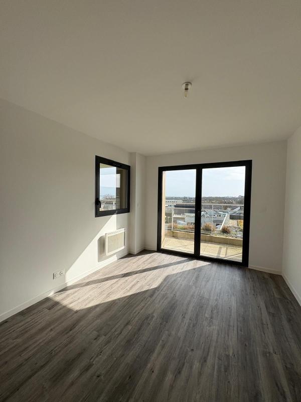 Appartement - 111 m² - 4 pièces