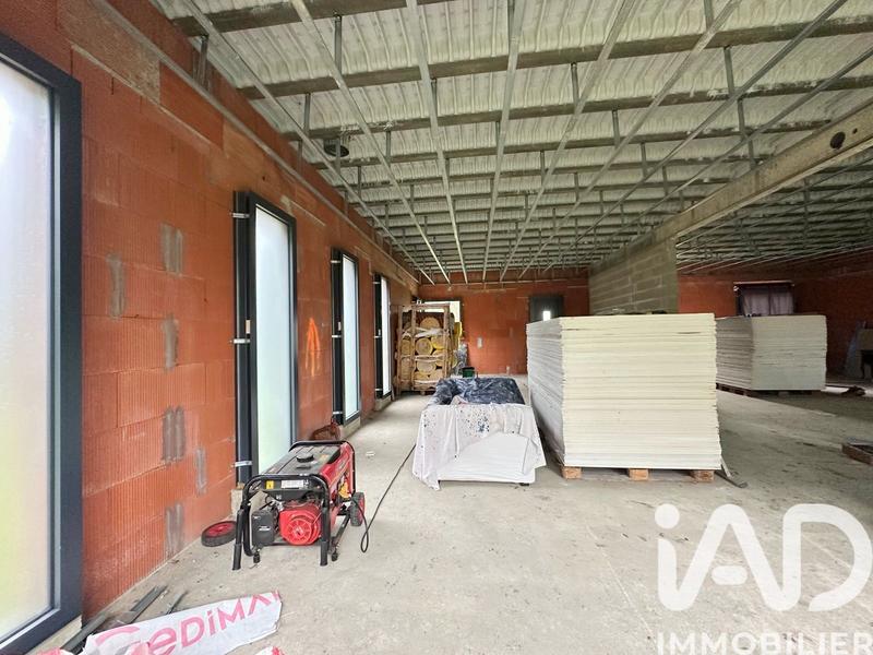 Maison - 250 m² - 8 pièces