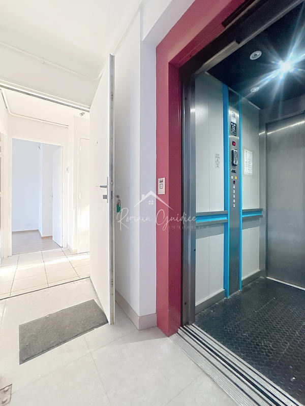 Appartement - 58 m² - 3 pièces