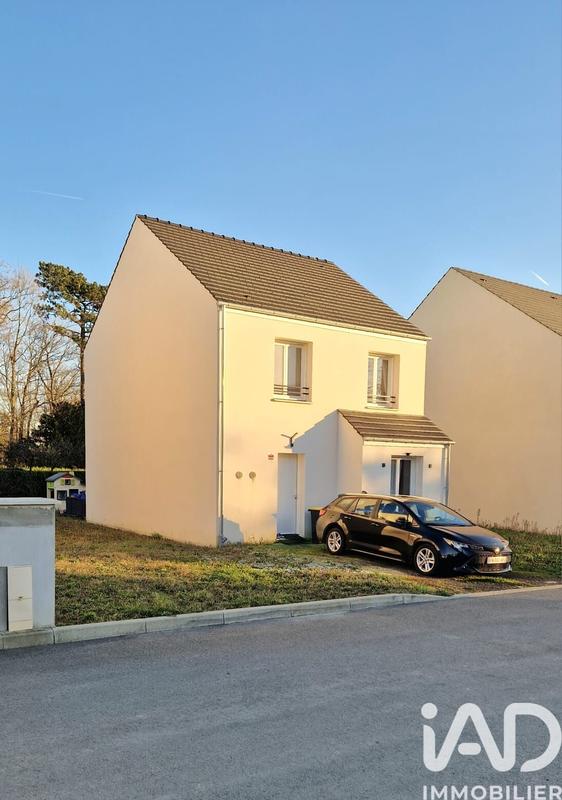 Maison - 96 m² - 6 pièces