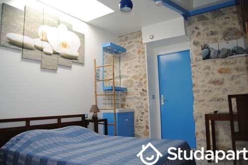 Chambre - 10 m² - 1 pièce