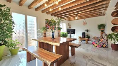 Maison de ville - 200 m² - 8 pièces