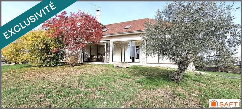 Maison - 273 m² - 11 pièces