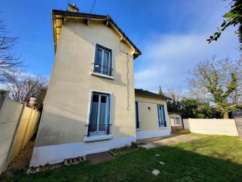 Maison - 81 m² - 4 pièces