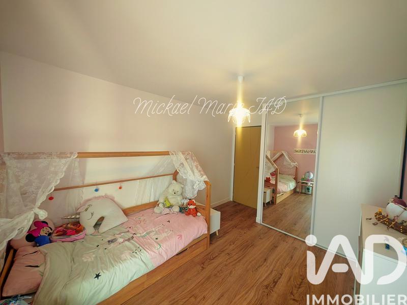 Maison - 137 m² - 5 pièces