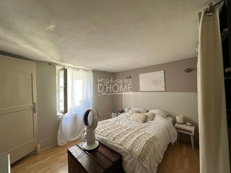 Immeuble - 140 m² - 6 pièces