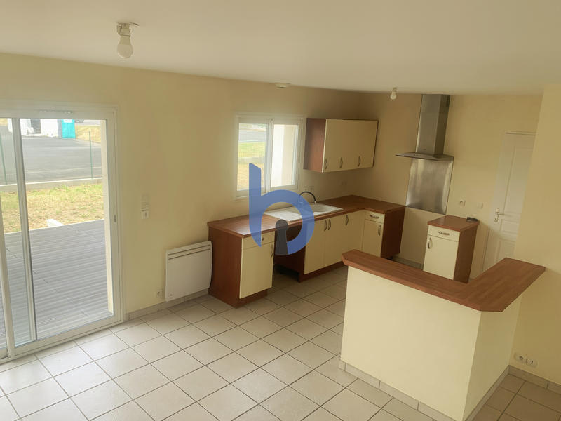 Maison - 93 m² - 4 pièces