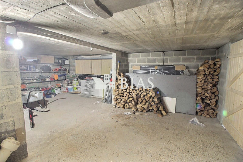 Maison - 92 m² - 6 pièces