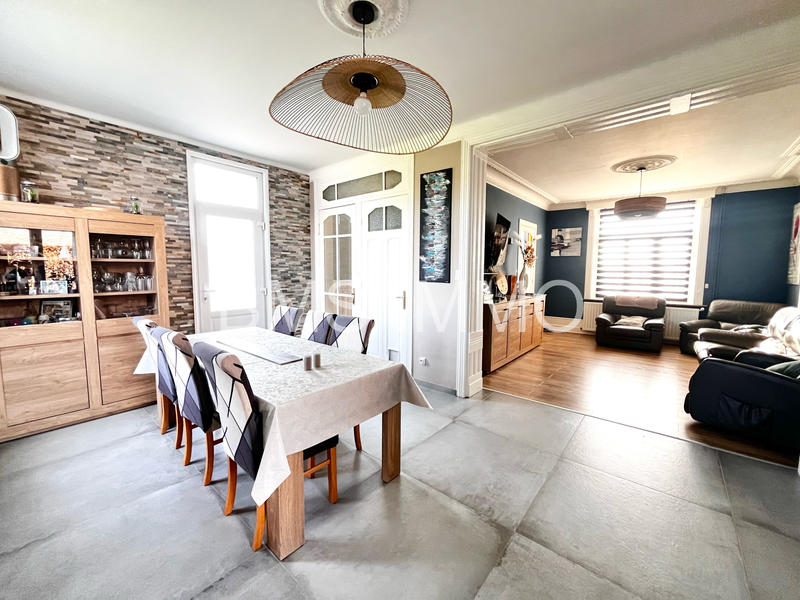 Maison - 160 m² - 4 pièces