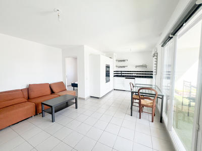 Appartement - 65 m² - 4 pièces