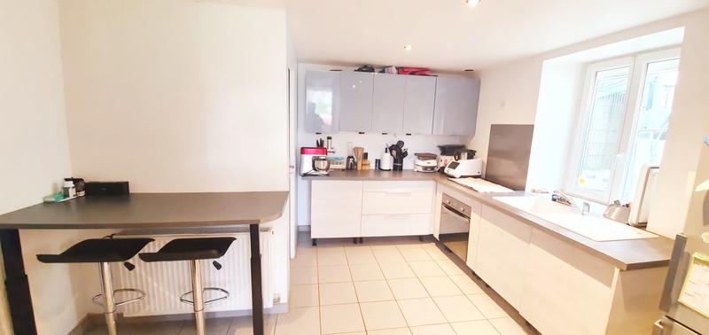 Maison - 95 m² - 5 pièces