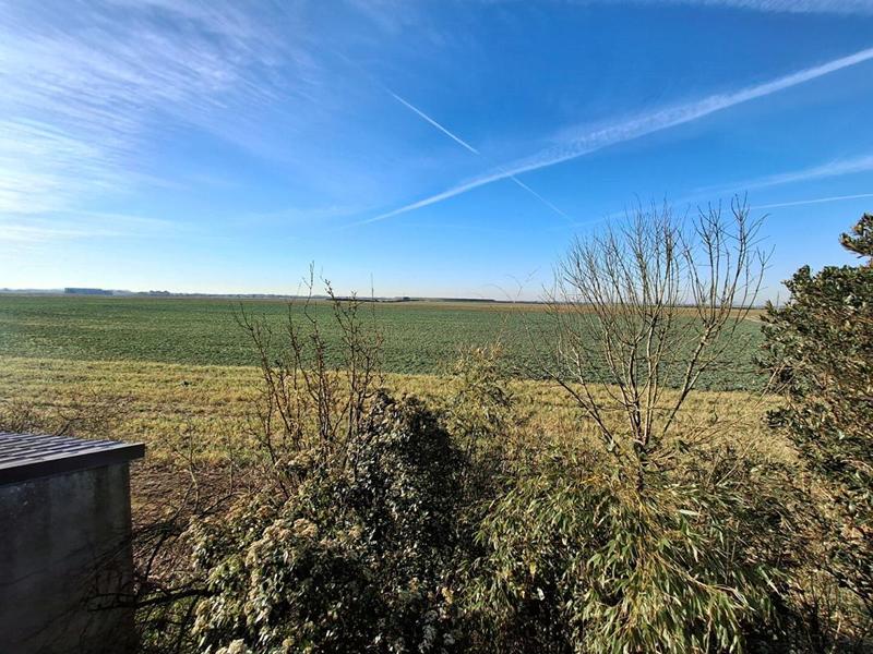 Maison - 230 m² - 8 pièces