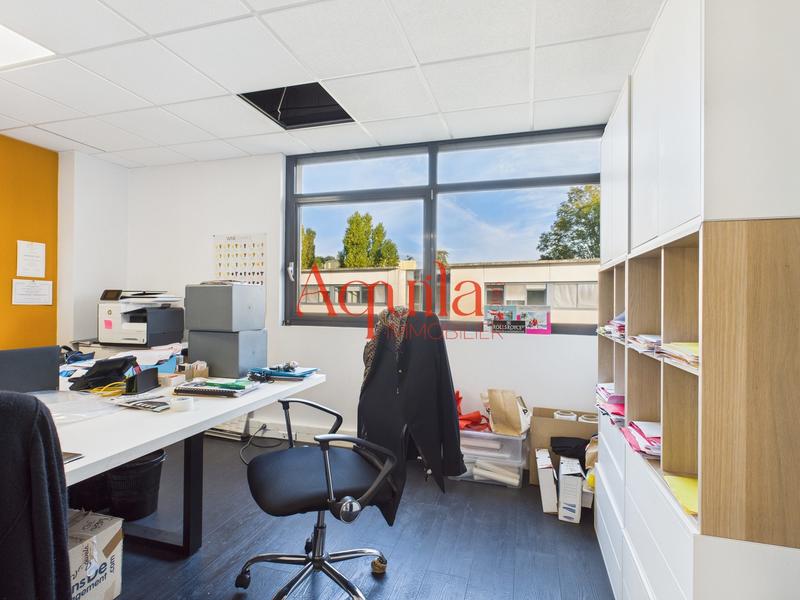 Bureau - 225 m² - 10 pièces