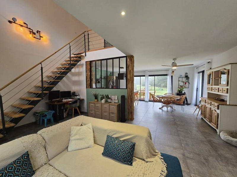 Maison - 123 m² - 4 pièces