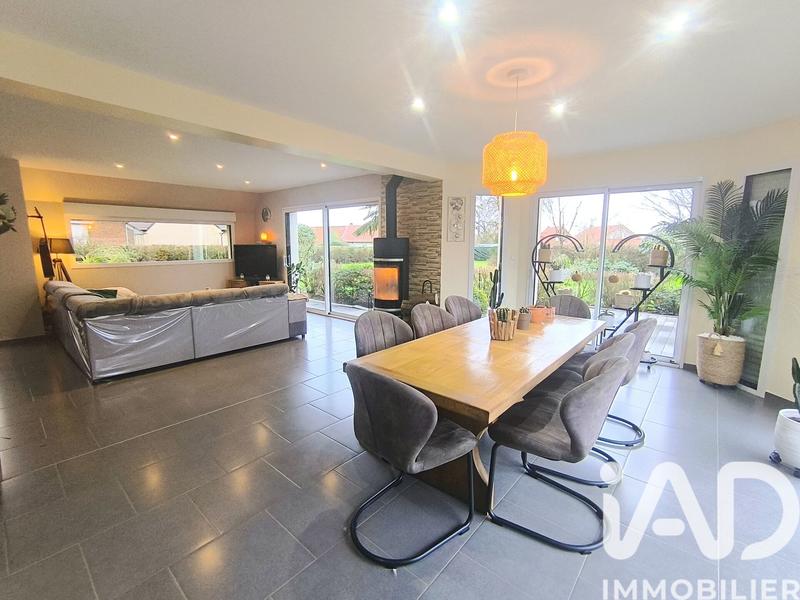 Maison - 152 m² - 7 pièces