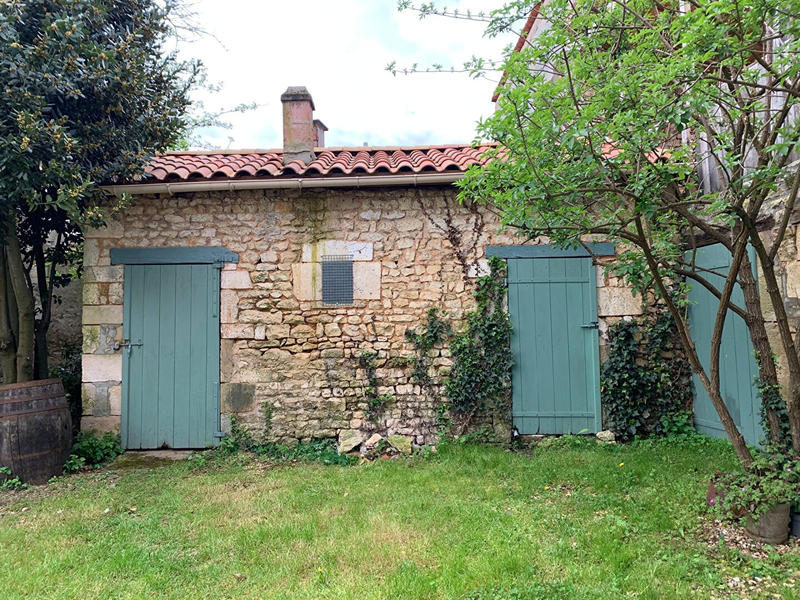 Maison - 201 m² - 8 pièces