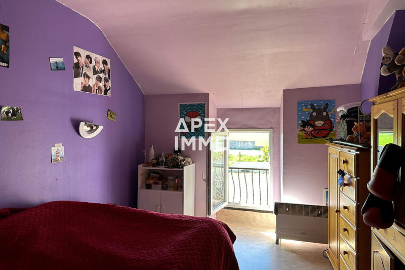 Local commercial - 124 m² - 5 pièces