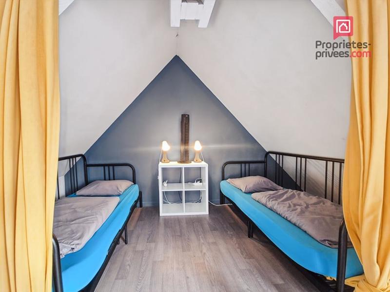 Maison - 177 m² - 7 pièces