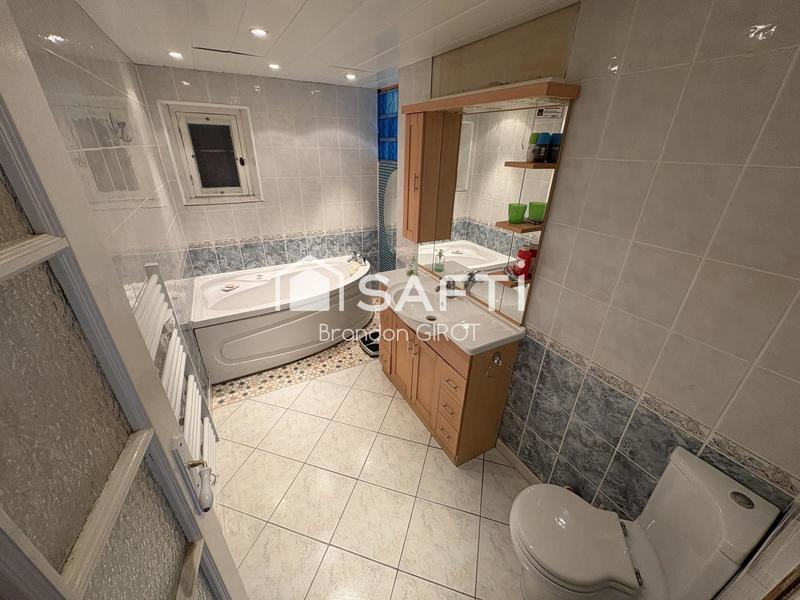 Maison - 142 m² - 3 pièces