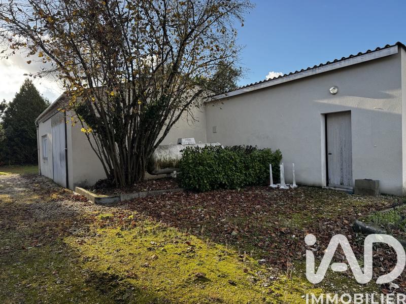 Maison - 306 m² - 9 pièces