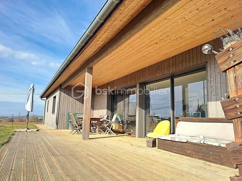 Maison de bois - 136 m² - 6 pièces