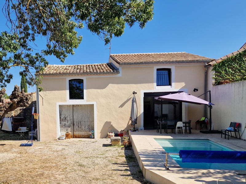 Maison - 223 m² - 8 pièces