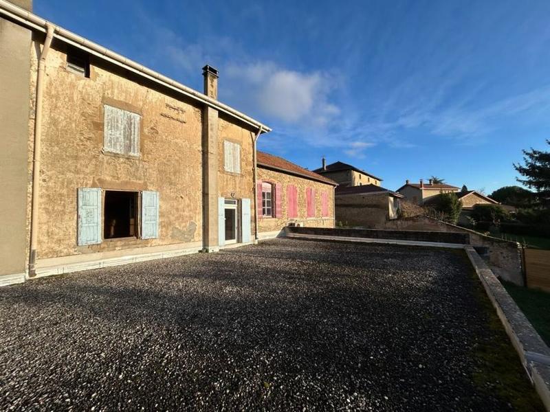 Maison de village - 110 m² - 5 pièces