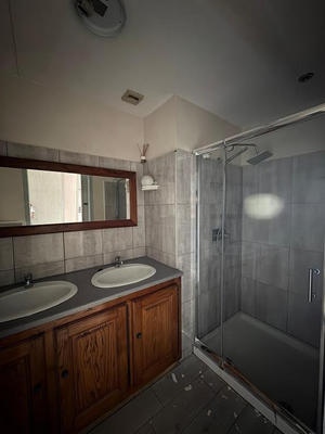 Appartement - 85 m² - 3 pièces