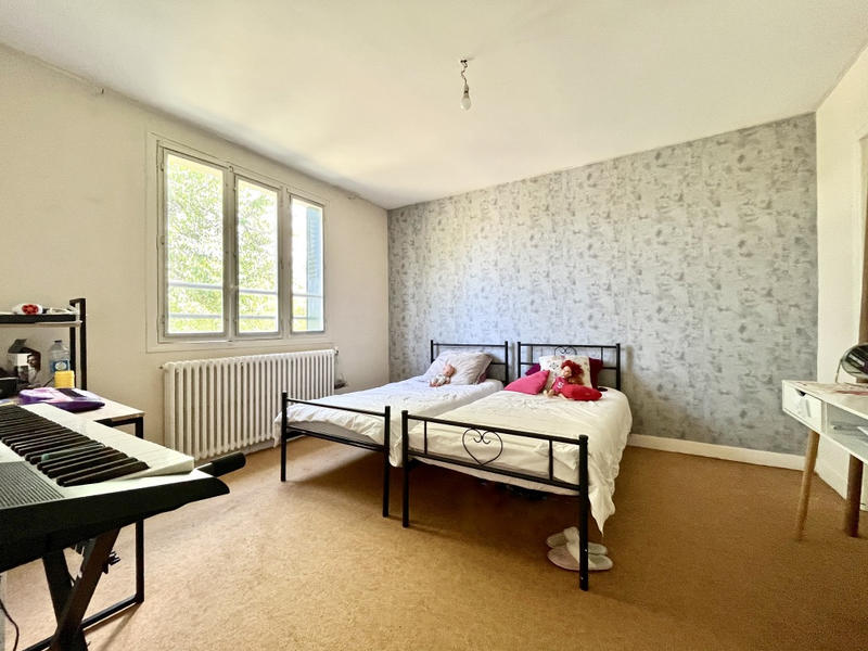 Maison - 90 m² - 4 pièces