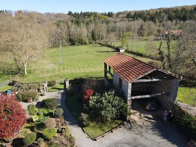 Maison de domaine équestre - 425 m² - 12 pièces