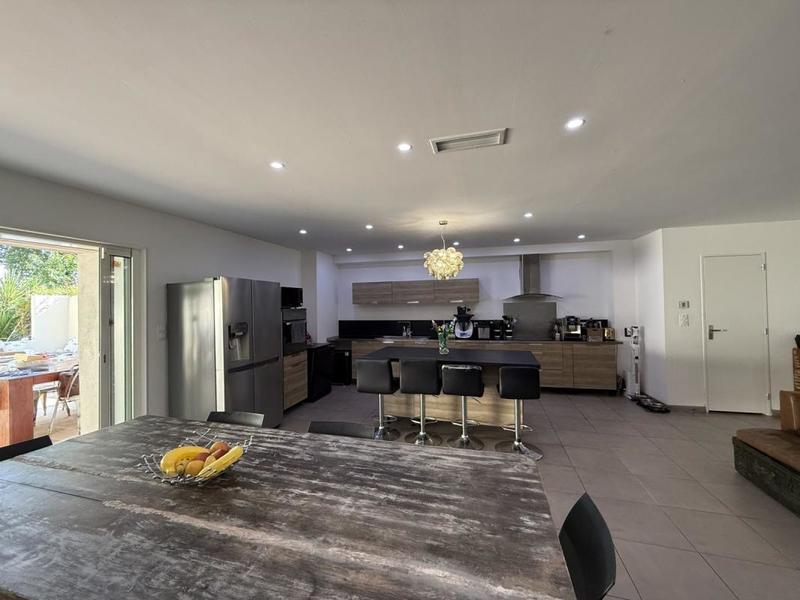 Mas - 197 m² - 5 pièces