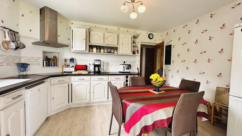 Maison - 133 m² - 6 pièces